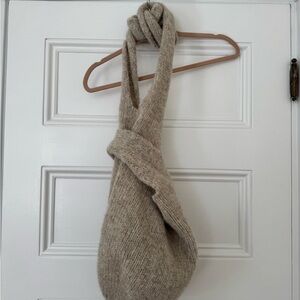 Elegant Tan Knit Shoulder Bag